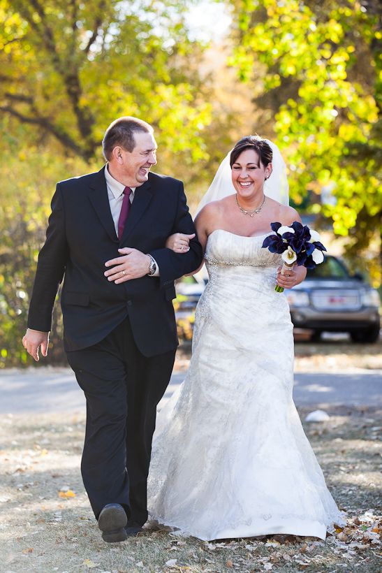 IMAGE: http://i417.photobucket.com/albums/pp252/Paxonator/Shaun%20and%20Aleshia%20Wedding/IMG_0560_zps2b53e32d.jpg