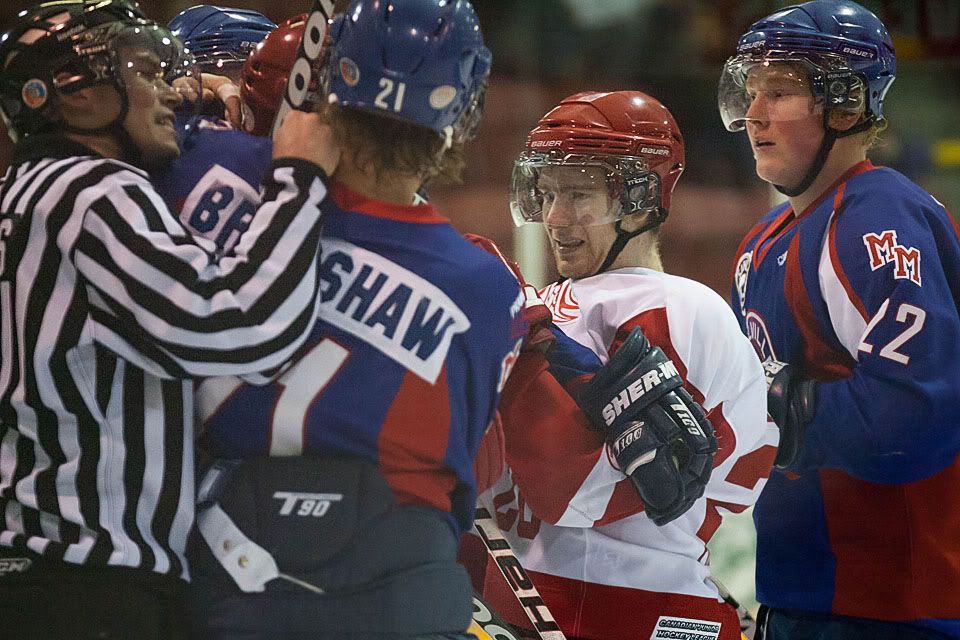 IMAGE: http://i417.photobucket.com/albums/pp252/Paxonator/Sports/IMG_6885_FB_Sharp.jpg