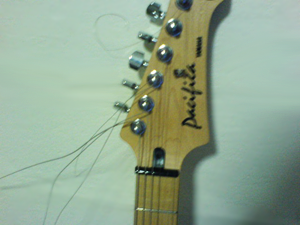 Headstock1.png