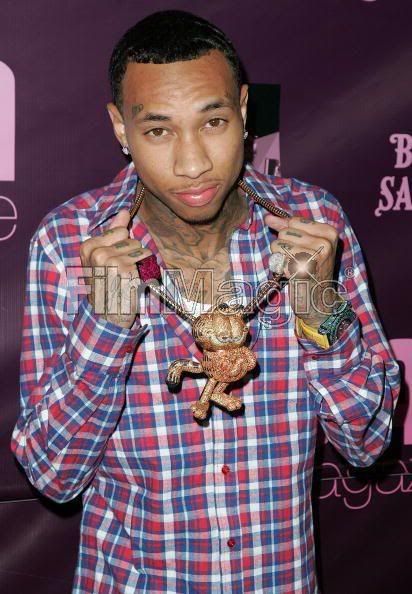 Lil Wayne Swagged Out. TYGA SEXYAzz SWAGGEd OuT