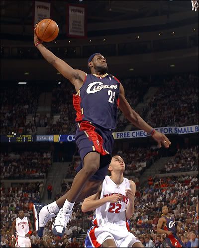 pictures of lebron james dunking on kobe. LEBRON JAMES DUNKING ON KOBE