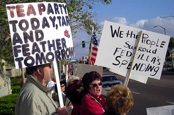 Escondido Tea Party tax revolt