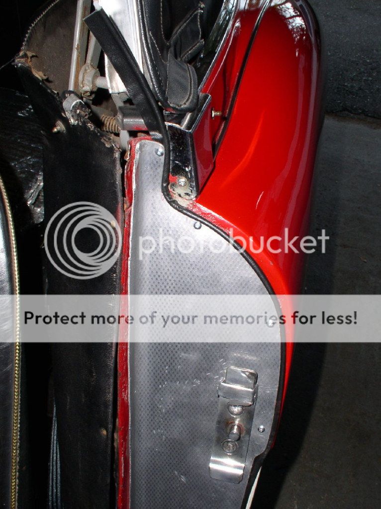 AustinHealeyRefurbDriverSideDoorStrikeWPiping2.jpg